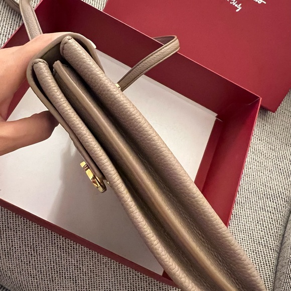 Salvatore Ferragamo Grained Calfskin Mya Flip Lock Shoulder Bag - Picture 7 of 11